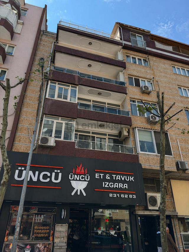 Startkey Platin'den Köklü İşlek Cadde Üzerinde Kiralık Daire Startkey Platin'den Köklü İşlek Cadde Üzerinde Kiralık Daire