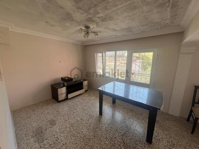Konak Lale Mahallesinde 2+1 100m2 Ayrı Mutfak Kiralık Daire 1