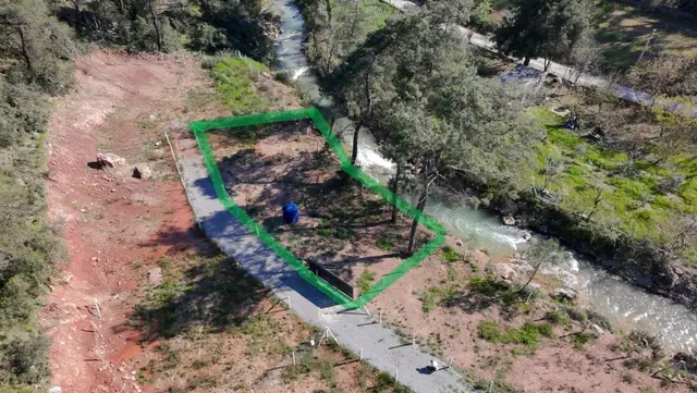 Balaban Göleti Yolunda 380 M² Elektrik Su Hazır Satılık Tarla 3