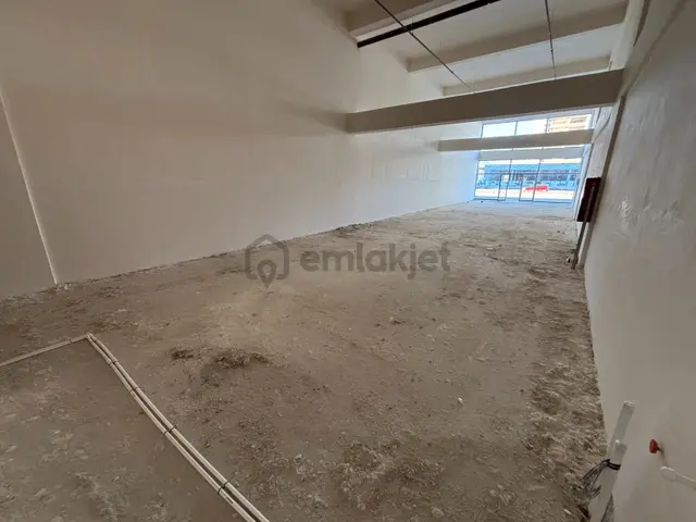 Ovacıkta Cadde Üzeri Geniş Dükkanlar Prıme Ofıs'ten 2