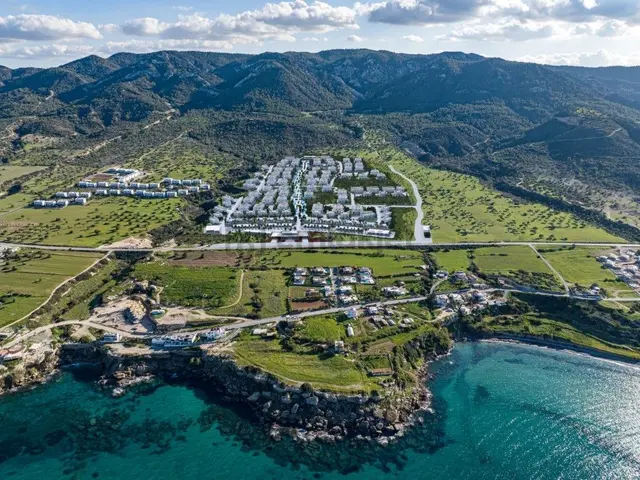Kuzey Kıbrıs'ta Deniz Kenarında 10 Yıl İşletme Garantili 5 Yıldızlı Proje 1