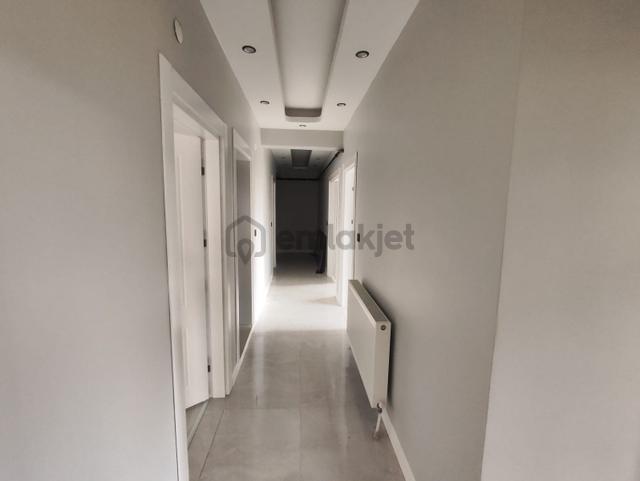 Kaleyolunda 150 M2 Yeni Yapı 3+1 Lüx Daire 5