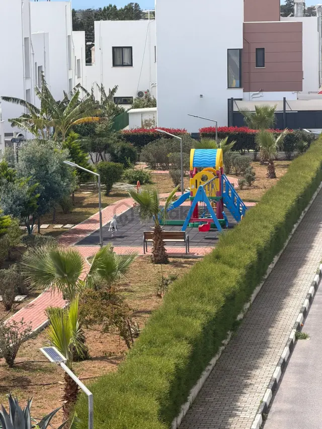 Kuzey Kıbrıs Yeniboğaziçi’nde Satılık 3+1 Bahçeli Ve Teraslı Villa – Taşınmaya Hazır! 3