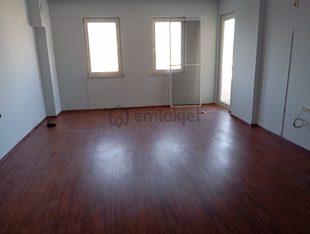 Stop’tan Karaçalı’da *kapalı Mutfak* 3+1 Kiralık Daire Stop’tan Karaçalı’da *kapalı Mutfak* 3+1 Kiralık Daire