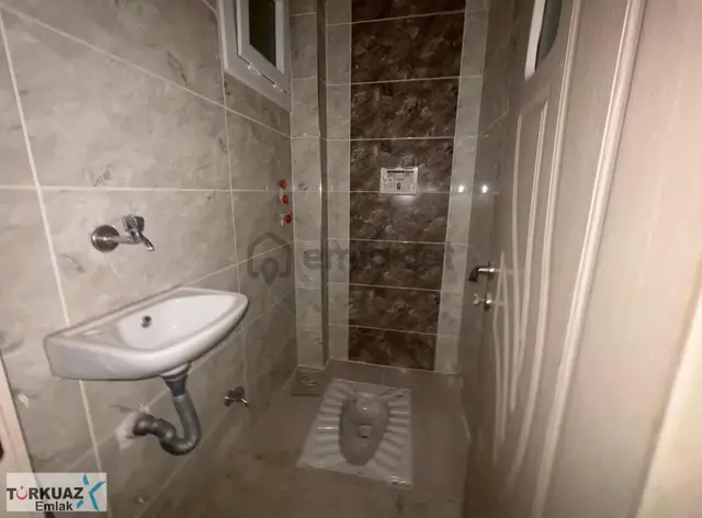 Torbalı İzban Dibinde 3+1 Kiralık Daire 4