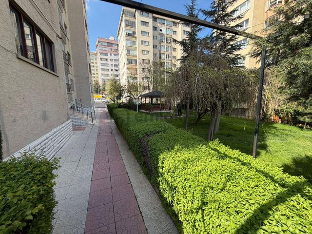 Gata Hast. Yanı Site İçinde Orta Kat 3+1 Manzaralı Oturuma Hazır 5