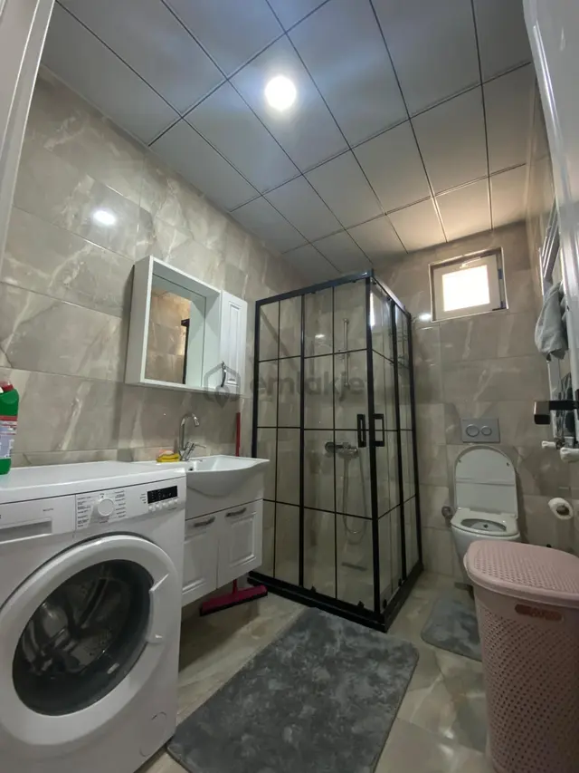 Atakum Körfez'de Bulvara Cephe Eşyalı Kiralık 1+1 Daire 2