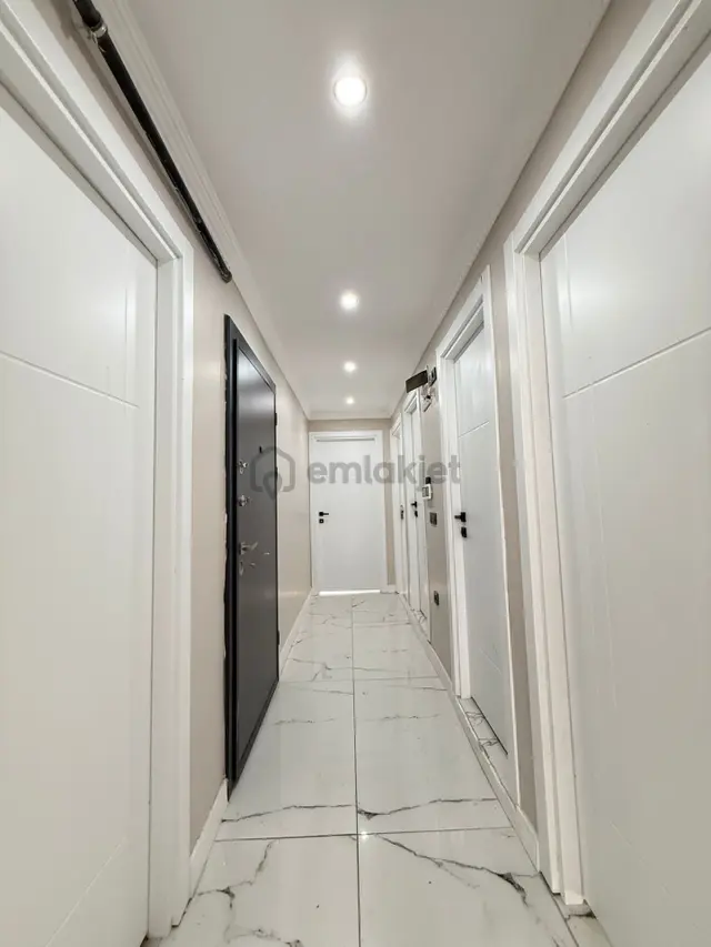 Bahçeşehire Komşu Yatırıma Uygun 3+1 Satılık Daire 5