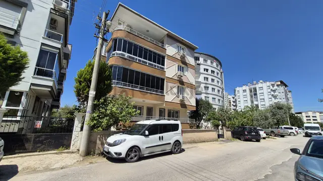 Torbalı Ertuğrul Mah. Xl Büyük Satılık 3+1 Daire 3