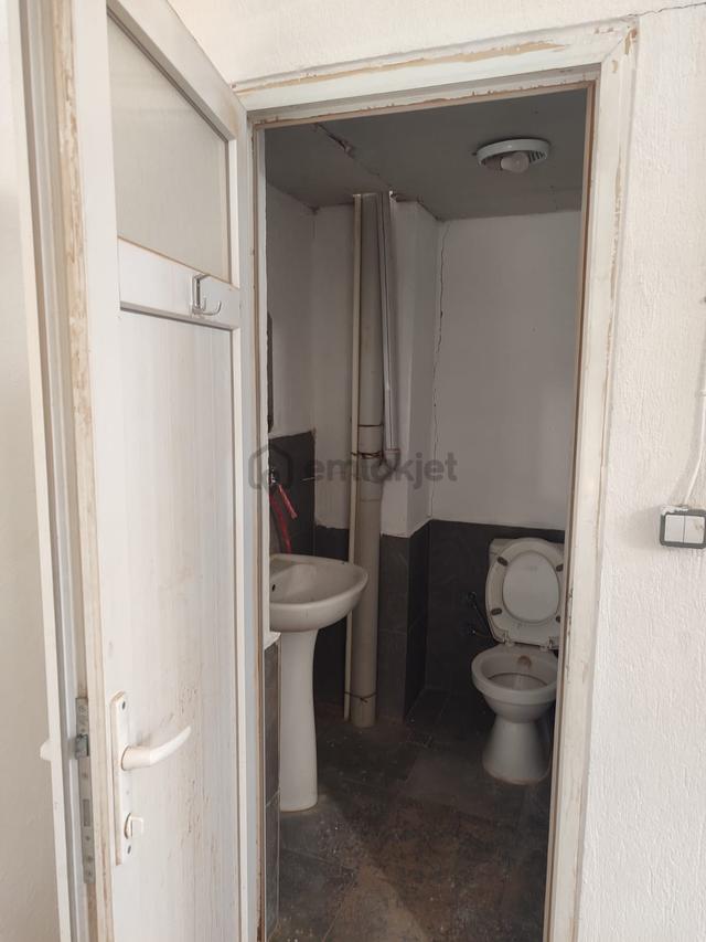 Kaan Emlaktan Hesaplı Kullanışlı Kiralık Hol Fabrika Depo 5