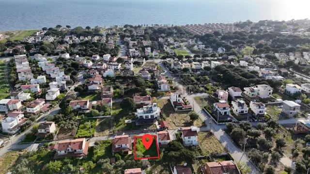 Borsem'den Dikili Salihleraltı'nda Denize 600 M. Satılık Arsa 1