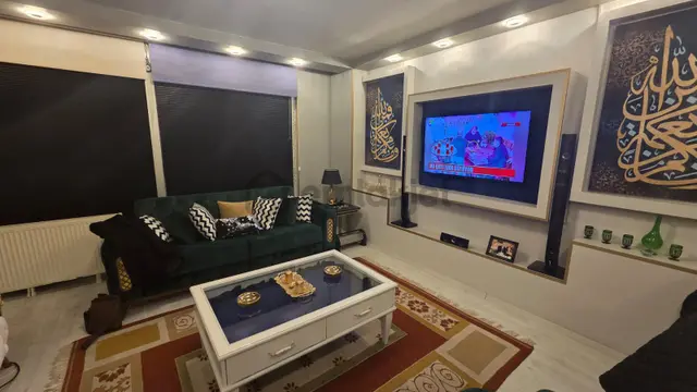 Beylikdüzü Metrobüs Durağında Bahçe Kullanımlı Eşyalı Kiralık 1+1 Daire Remax Kaya 2