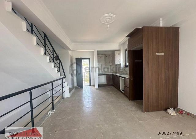 Kavuşturan Emlak'tan Güre'de **deniz Manzaralı**4+1 Fırsat Villa