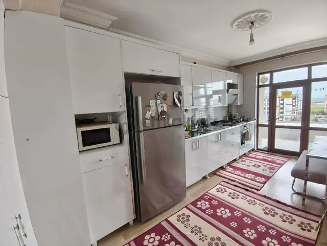 3+1 Satılık Daire Bağcılar Makina İkmal Civarı 3