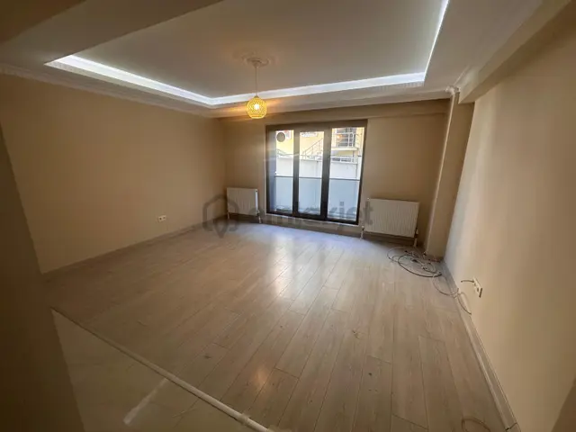 Çeliktepe Adatepe Teras'da Metroya Yakın, 2+1 Kiralık Lüks Daire 2