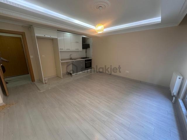 Çeliktepe Adatepe Teras'da Metroya Yakın, 2+1 Kiralık Lüks Daire 3