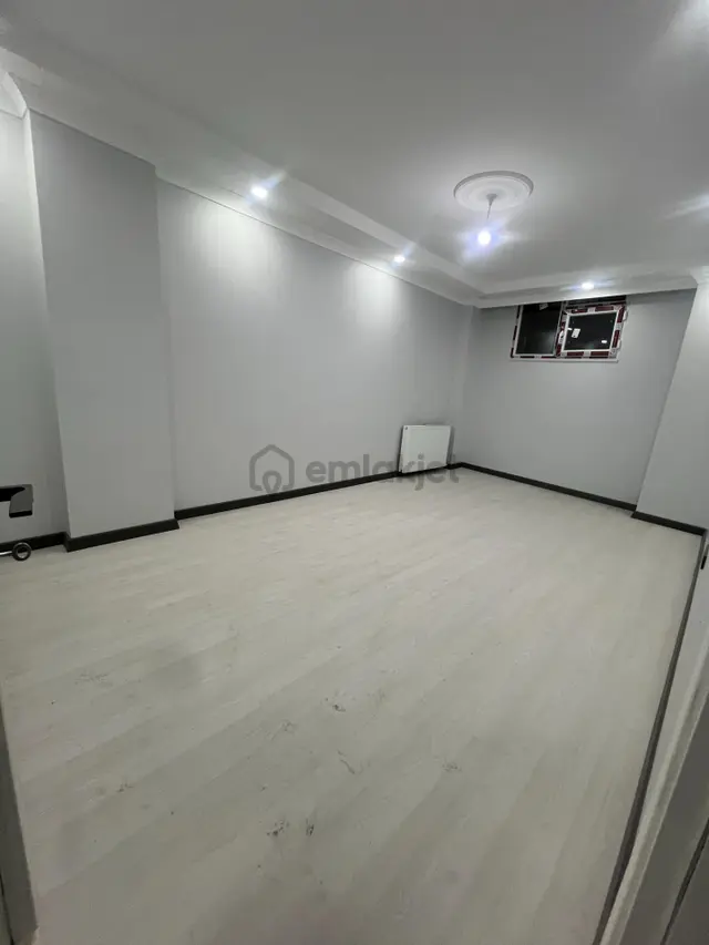 Peker İnşaat Tan Sıfır Daire Merkez De 2+1 Bahçe Kat Sıfır Bina 3