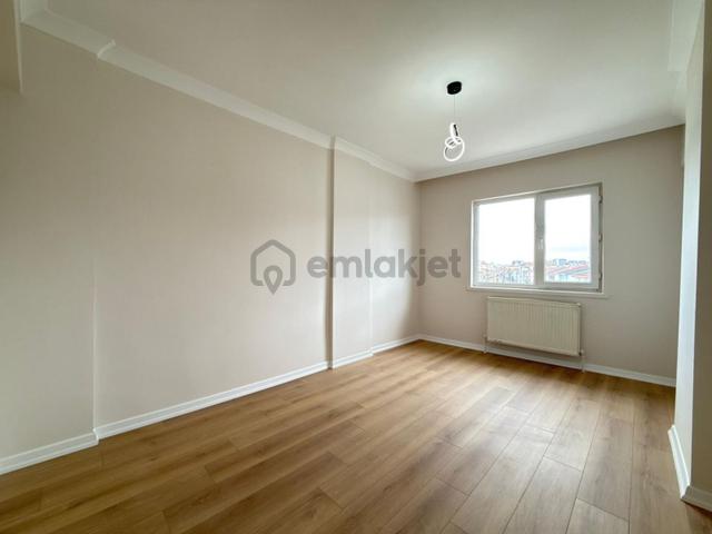 Mç Emlak'tan Akşemsettin Mah. Satılık 3+1 Yapılı Daire 2
