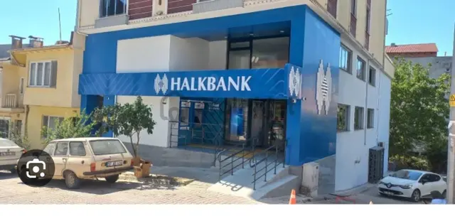 Banka Kıracılı 3 Katlı 680 M2 Yüksek Getırılı Yatırımlık Is Yerı 1