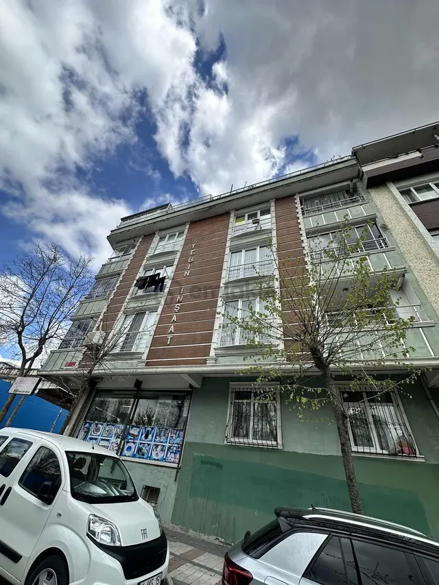 Köşe Konumda Ayrı Girişli Dubleks Daire 1