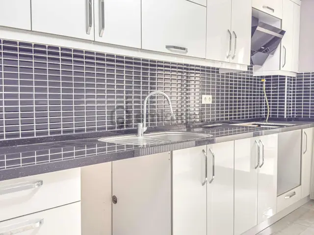 Manzaralı,geniş Teraslı,köşe 4+1 220 M2 Yeni Ve Kaliteli Daire 3