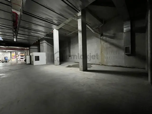 Sancaktepede Merkezi Konumda 1146 M² İskanlı Depo +kdv'li 3
