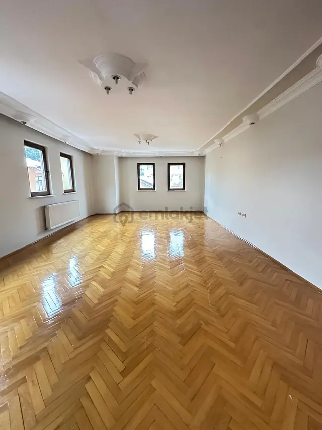 Satılık 4+1 Arakat Daire 1