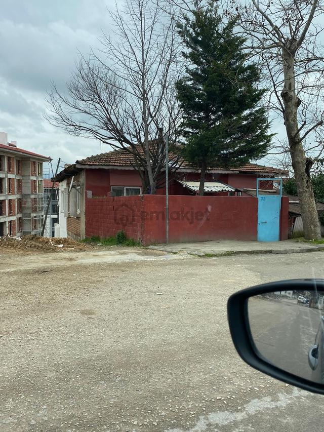Yalova Merkezi Konumda Yatırımlık Satılık Kargir Ev 4
