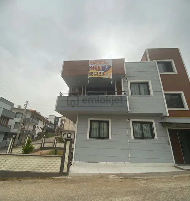Karınca'dan Merkezde Kaçırılmayacak 2 Katlı Müstakil Ev Fırsatı 1