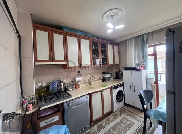 Aslan'dan Yaşar Kemalde Asansörlü Bağımsız Satılık 3+1 Daire 2