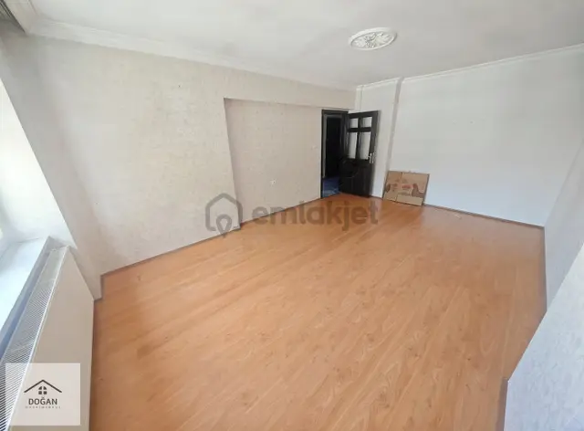 Sincan Plevne'de Tren'e Yakın Bağımsız 3+1 Kiralık Yapılı Daire 1