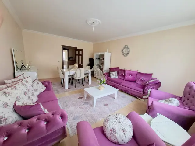 Hemdem Gayrimenkul'den Topçu'da Ahimesut Bulvar Yanı Site İçi 3+1 Satılık Daire 3