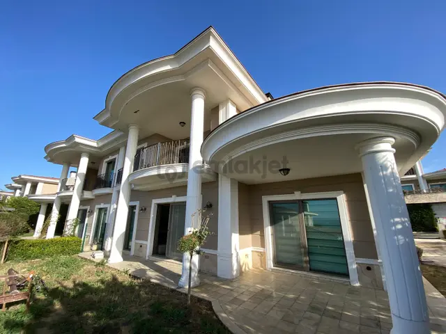 Deniz İstanbul Marina Evleri Full Deniz Manzaralı Satılık Villa 1