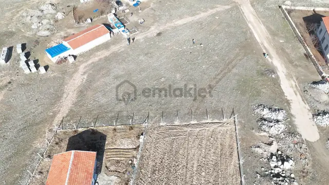 Gülağaç Demirci Kalealtında 2 Kat İmarlı Arsa 1