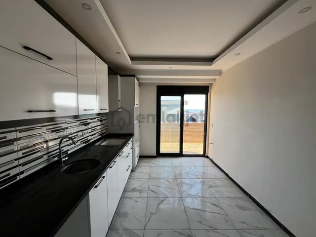 Alanya Çıplaklıda 3+1 Ayrı Mutfak Kiralık Daire 3