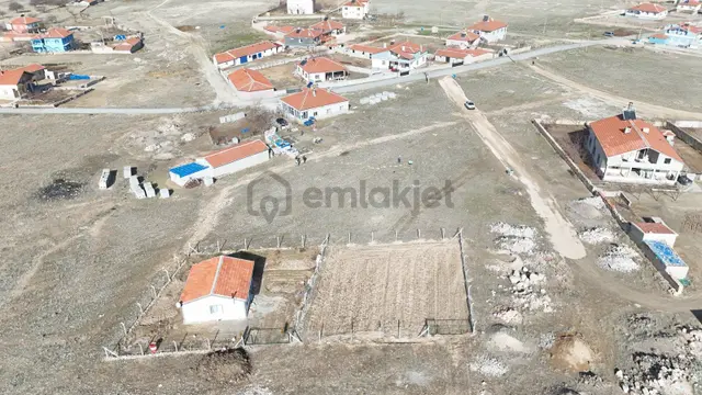 Gülağaç Demirci Kalealtında 2 Kat İmarlı Arsa-414 M² 1