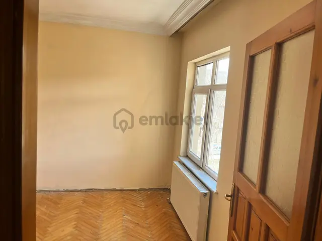 Atılım Gold Emlaktan Erzurum Mahallebaşında 2+1 Kilerli Kiralık Daire 3
