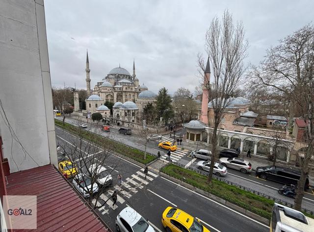 Merkezi Lokasyon Veznecilerde Kiralık Büro Ofis 4