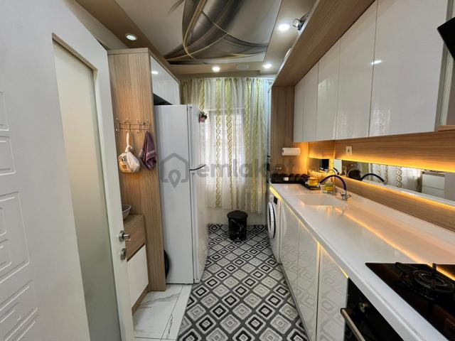 Es-astan İstasyonda Full Yapılı Güney Cephe Geniş 2+1 Daire 4