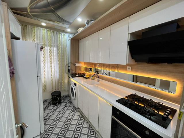 Es-astan İstasyonda Full Yapılı Güney Cephe Geniş 2+1 Daire 2