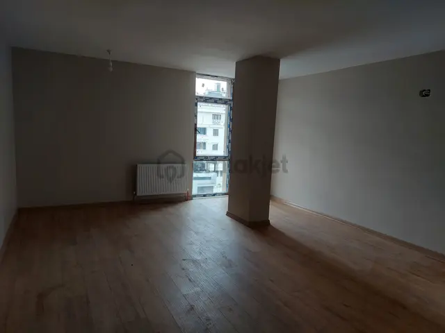 Kiralık Ofise Uygun Daire – Merkezi Konumda 1