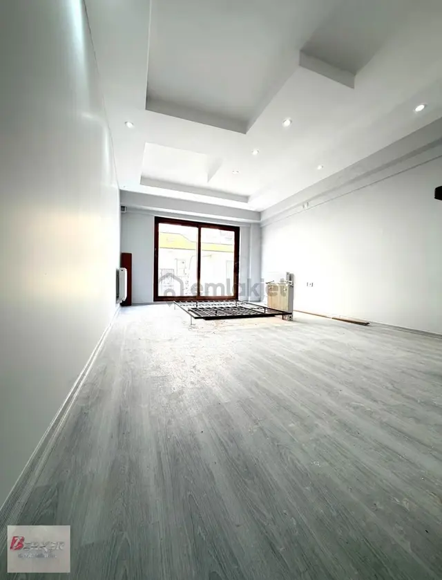 Keçiliköy Mah. 3+1 100m2 10 Yıllık Binada Satılık Daire 2