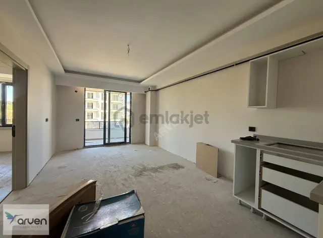 Toplu Konut Bulvarına Cephe Fırsat 1+1 Daire