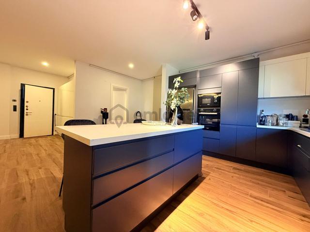 Full Manzara-guvenlık-havuz-sosyal Alan-otopark-full Eşyalı-doğalgazlı 3+1 Lüx 168 M2 3