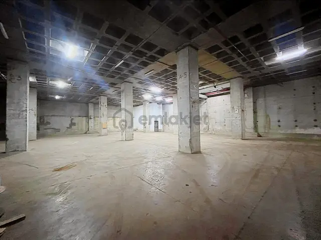 İkitelli'de Net 1255 M² Depo&imalathane +kdv'li 4