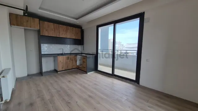 Tecede Denize Yürüme Mesafesinde 3+1 Ebeveyn Banyolu Satılık 5