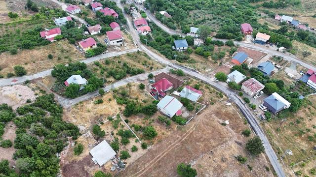Bolkardan Yüksekoluk Yaylasında Köy İçinde Satılık Arazi 4