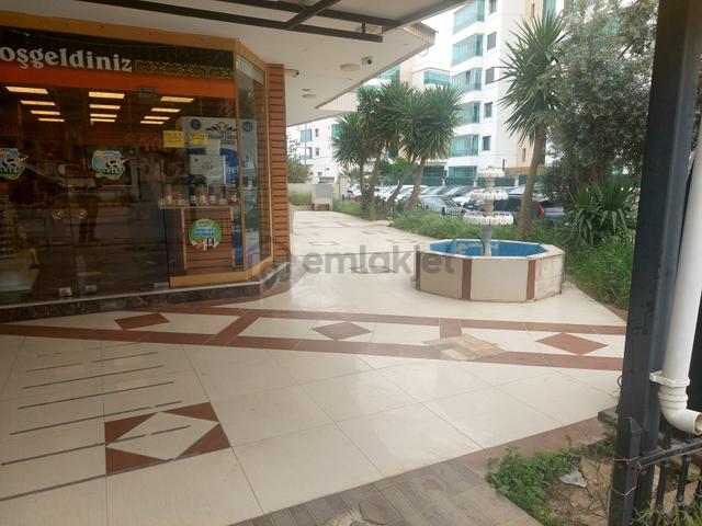 Atıfbey'de Merkezi Konumda, Kiracılı Satılık Dükkan 3