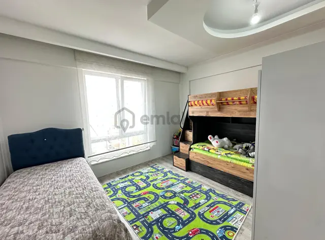 Şirintepe Mahallesi Pazar Yeri Karşısı Satılık 3+1 Kombili Daire 4