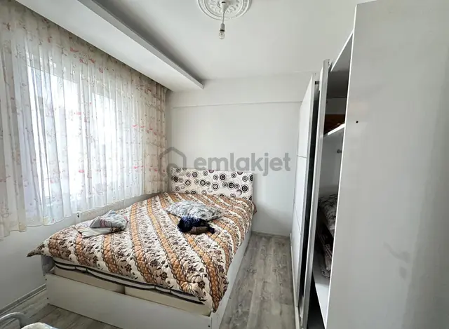 Şirintepe Mahallesi Pazar Yeri Karşısı Satılık 3+1 Kombili Daire 5